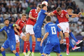 欧洲杯预选赛中的精彩时刻：全场观众欢腾不已的简单介绍