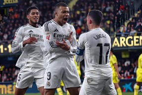 开云体育娱乐app-一支原本不被看好的球队突然崛起，击败强敌()