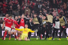 开云体育下载-利物浦力克亚特兰大，晋级欧冠半决赛()